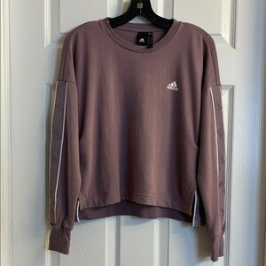 Adidas FS74710V9001Women's Mauve Sweatshirt, long sleeve color purple size Small